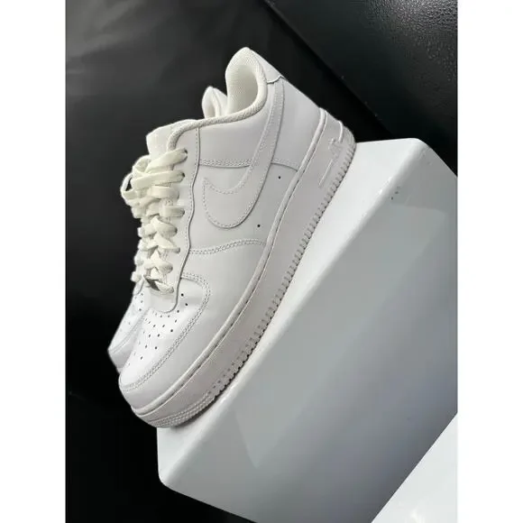 Nike Air Force 1 Sneakers - White - Size 10M